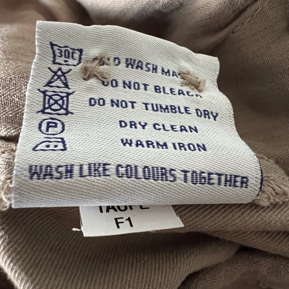 The best KHAKIS you might ever wear - Picture 8 of 11